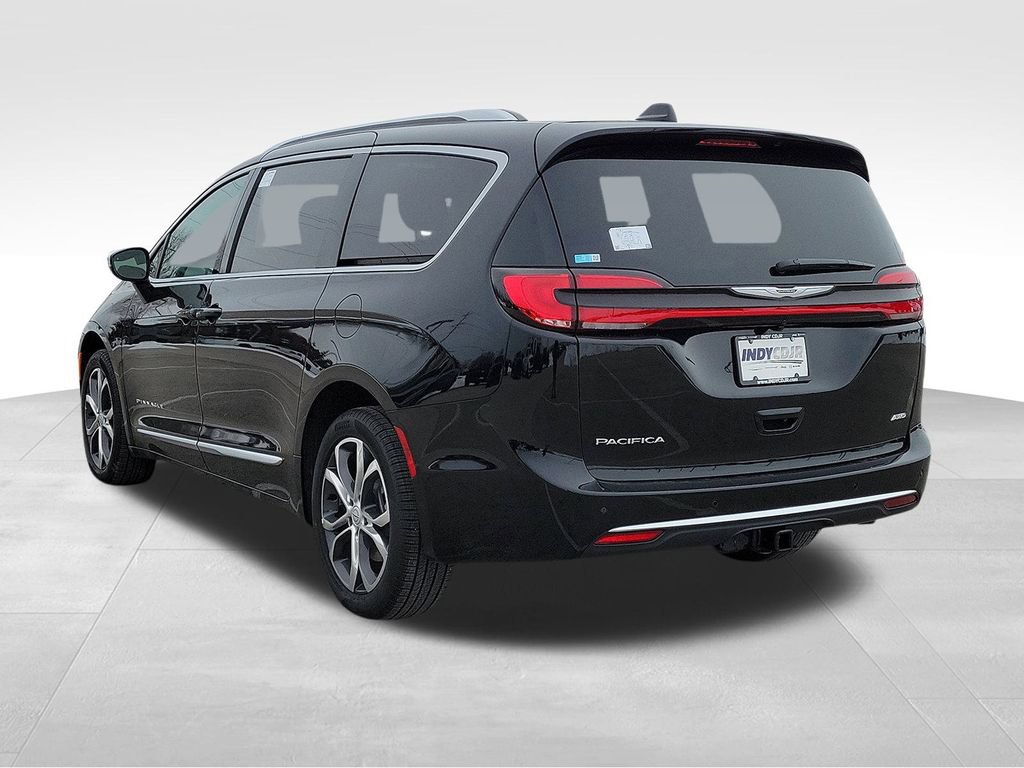 New 2026 Chrysler Pacifica Pinnacle w/ Trailer Tow Group AWD/4WD image 6