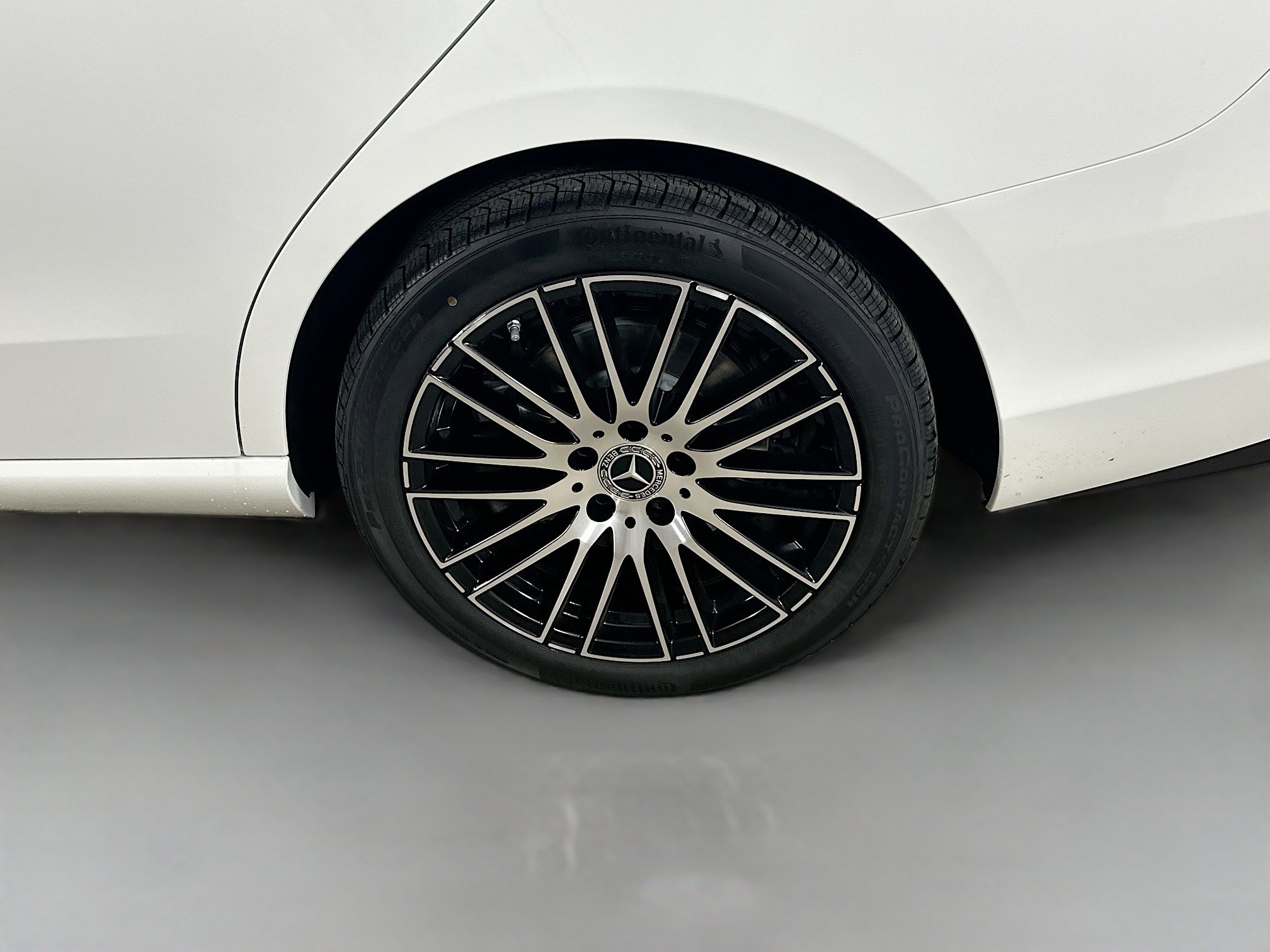 Used 2026 Mercedes-Benz C 300 4MATIC Sedan image 40