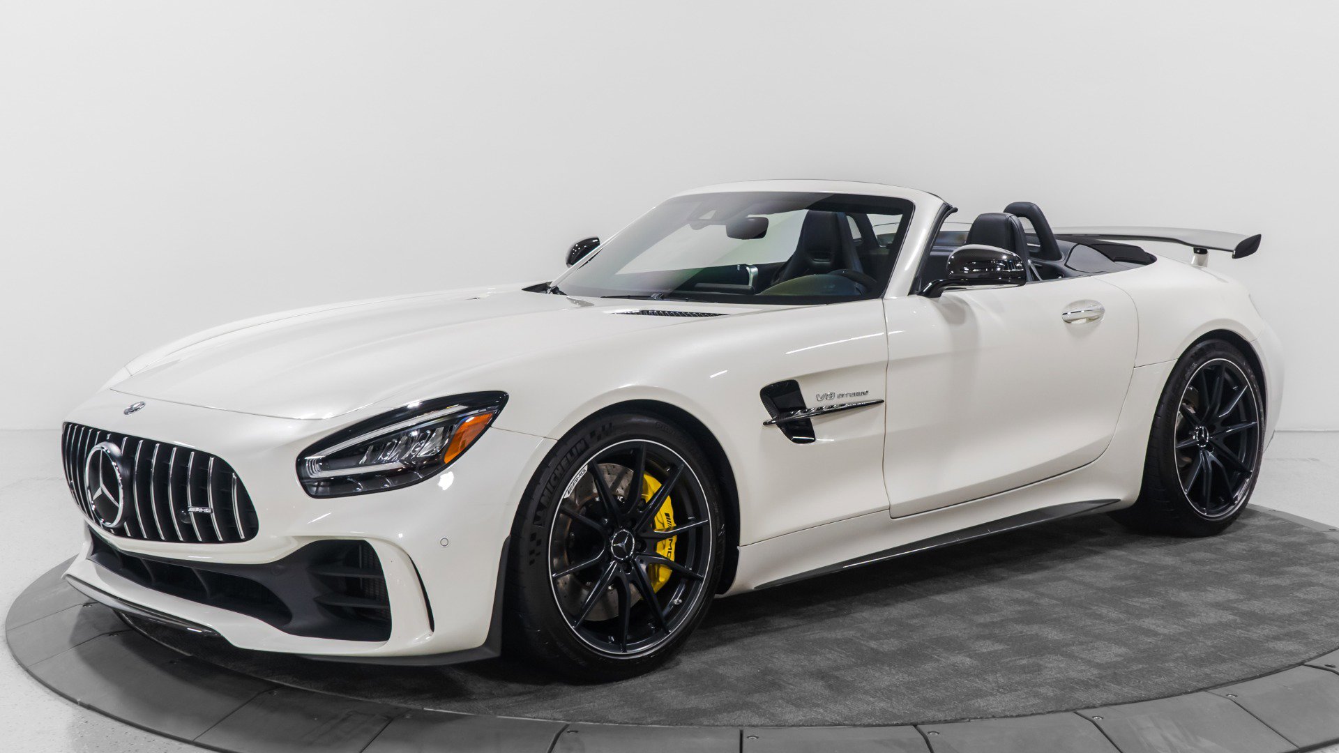 Used 2020 Mercedes-Benz AMG GT R image 3