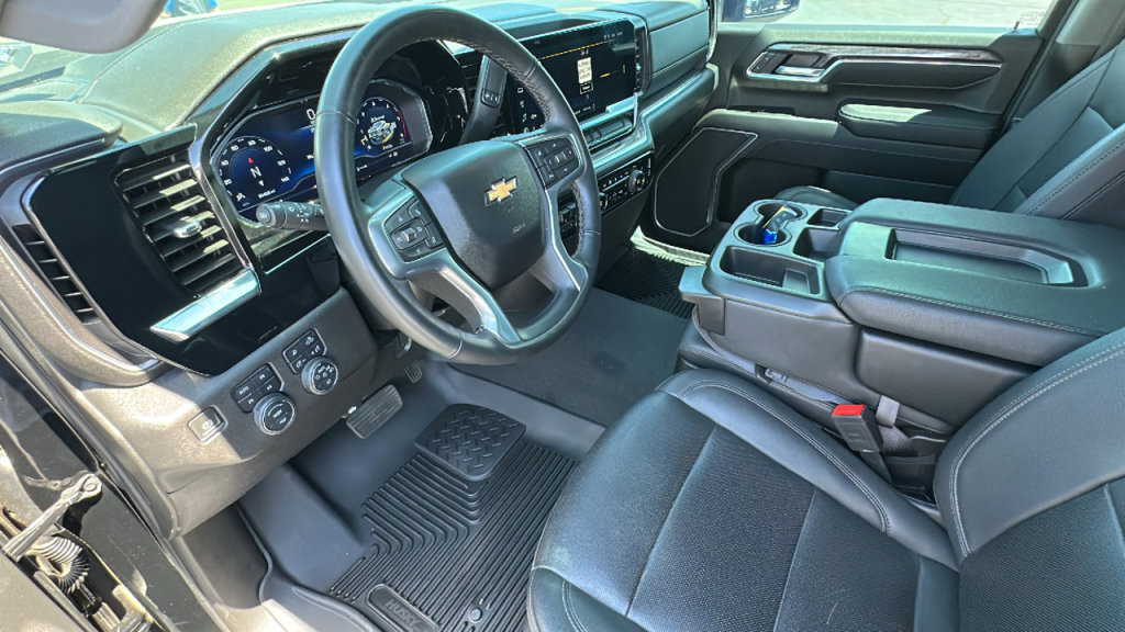Used 2024 Chevrolet Silverado 2500 LTZ AWD/4WD image 10