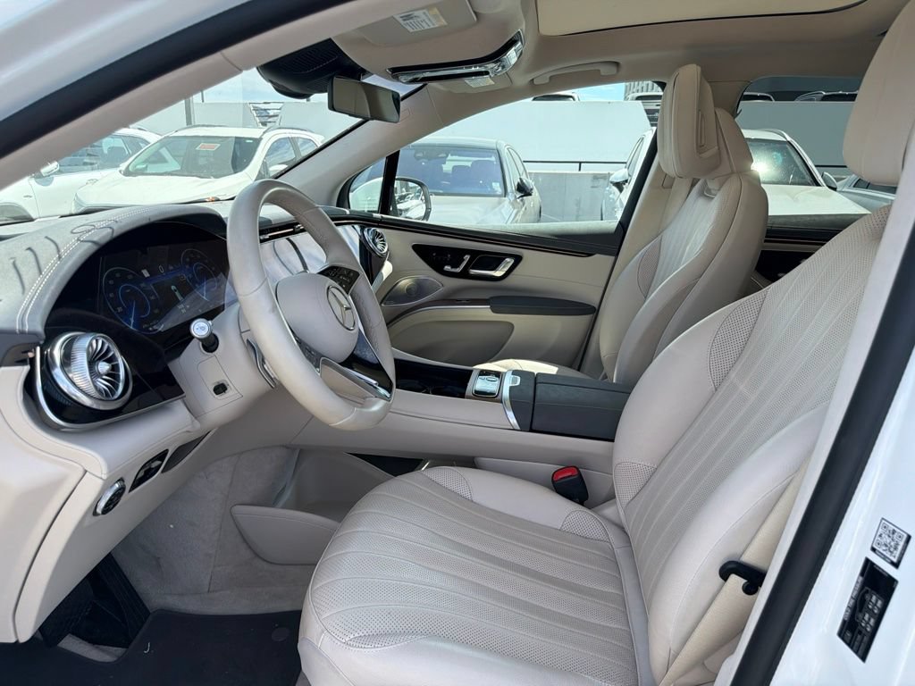 Certified 2024 Mercedes-Benz EQS 450+ SUV image 6