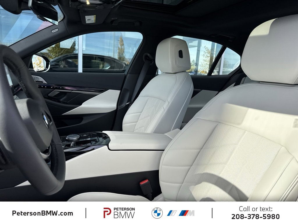 New 2026 BMW 530i xDrive image 17