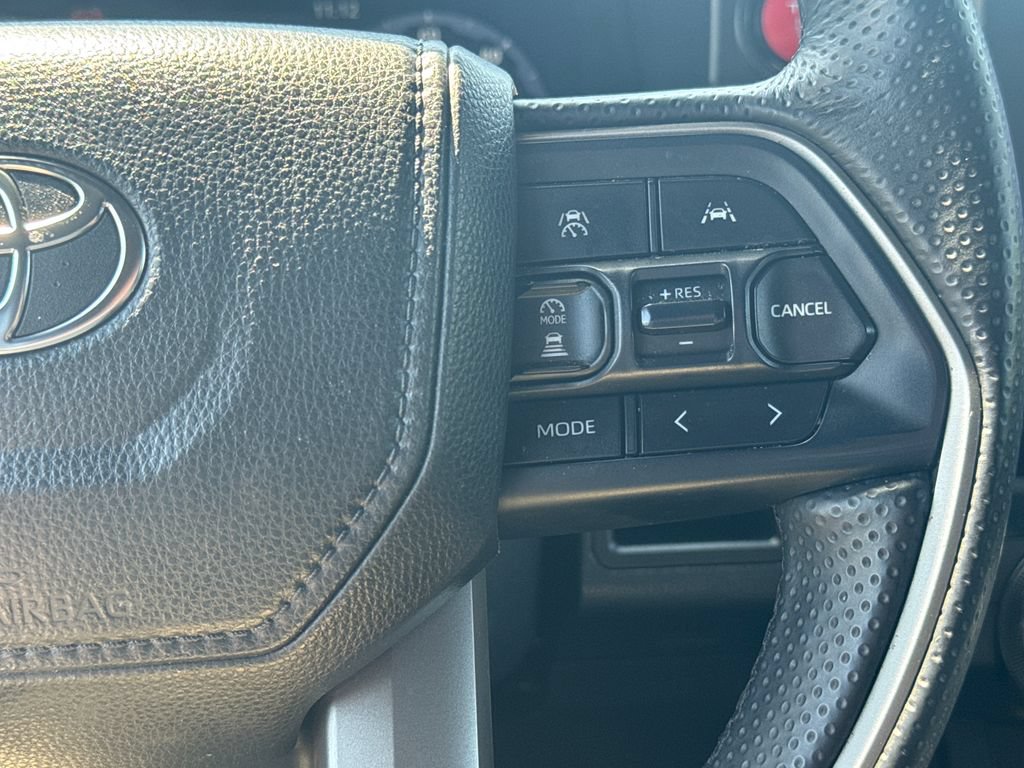 Used 2025 Toyota 4Runner TRD Sport AWD/4WD image 19