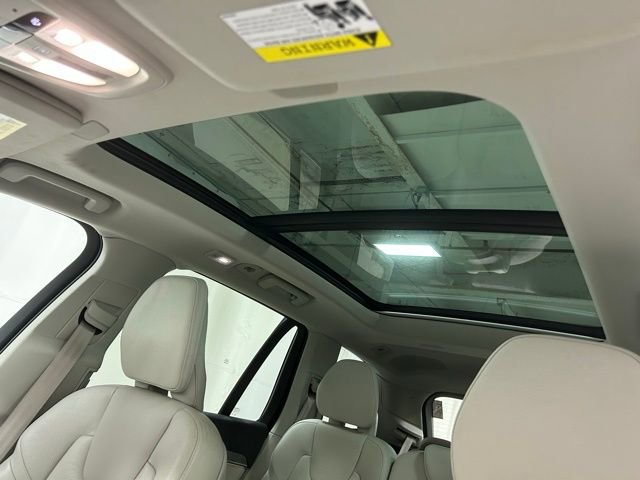 Used 2023 Volvo XC90 B6 Plus AWD/4WD image 23