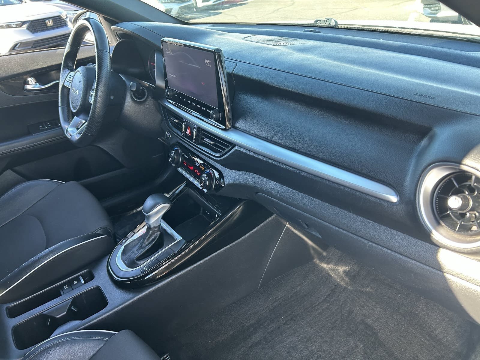Used 2022 Kia Forte GT-Line w/ GT-Line Premium Package FWD image 16