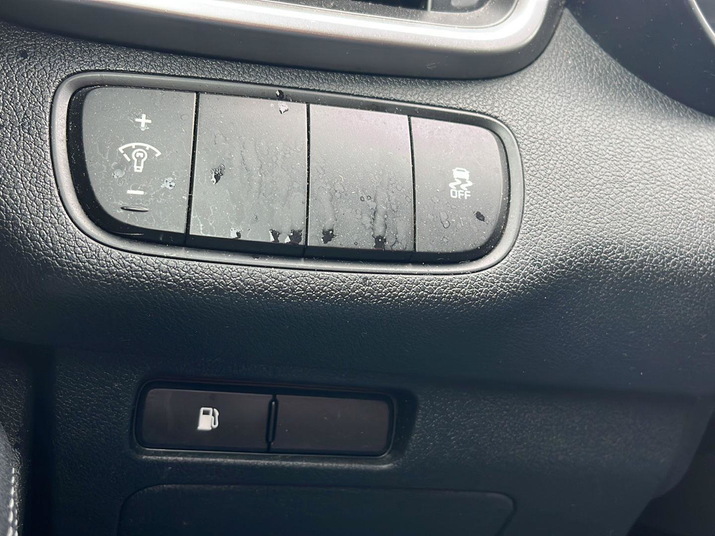 Used 2017 Kia Sorento AWD image 13