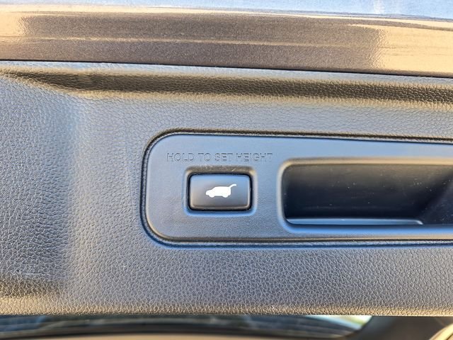 Used 2024 Honda Pilot EX-L image 27