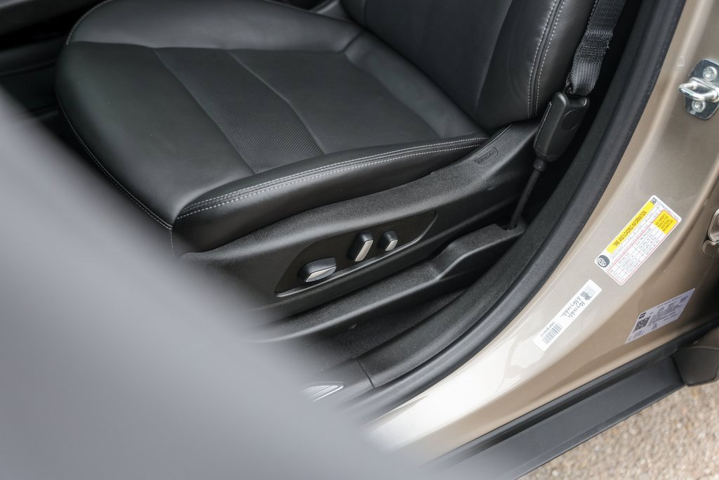 Used 2022 Cadillac XT5 Sportv w/ Technology Package image 8