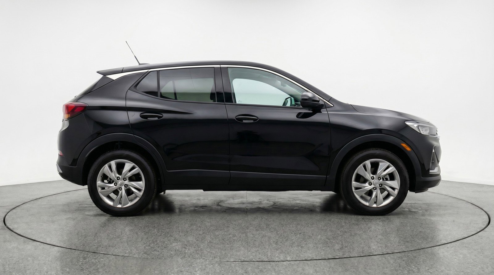 Used 2025 Buick Encore GX Preferred AWD/4WD image 11