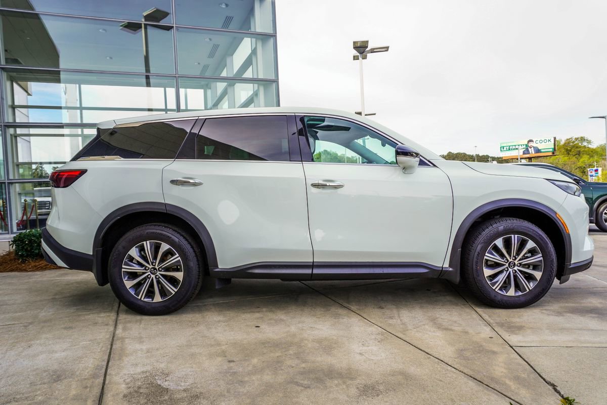 Used 2023 INFINITI QX60 Pure image 6