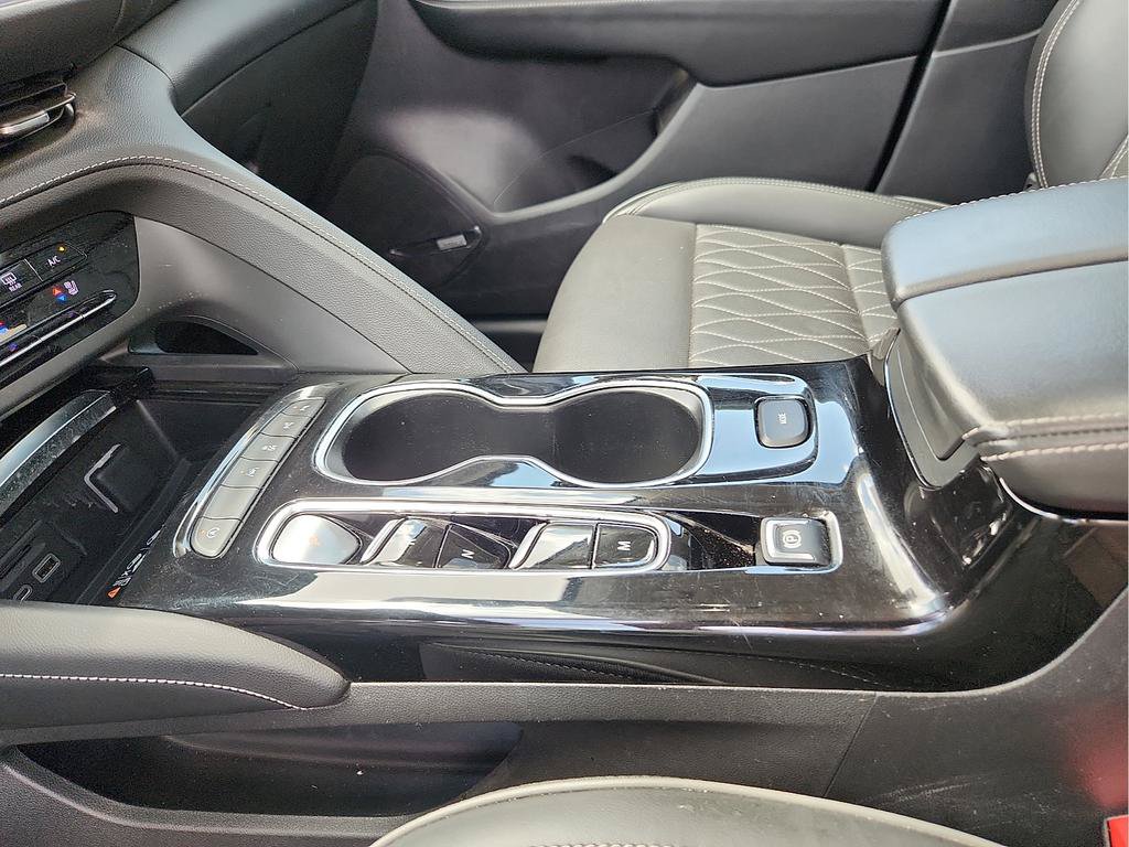 Used 2023 Buick Envision Avenir FWD image 22