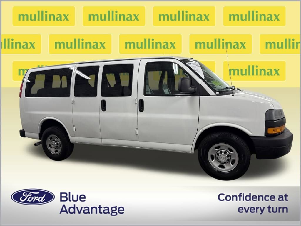Used 2019 Chevrolet Express 3500 LS video 2