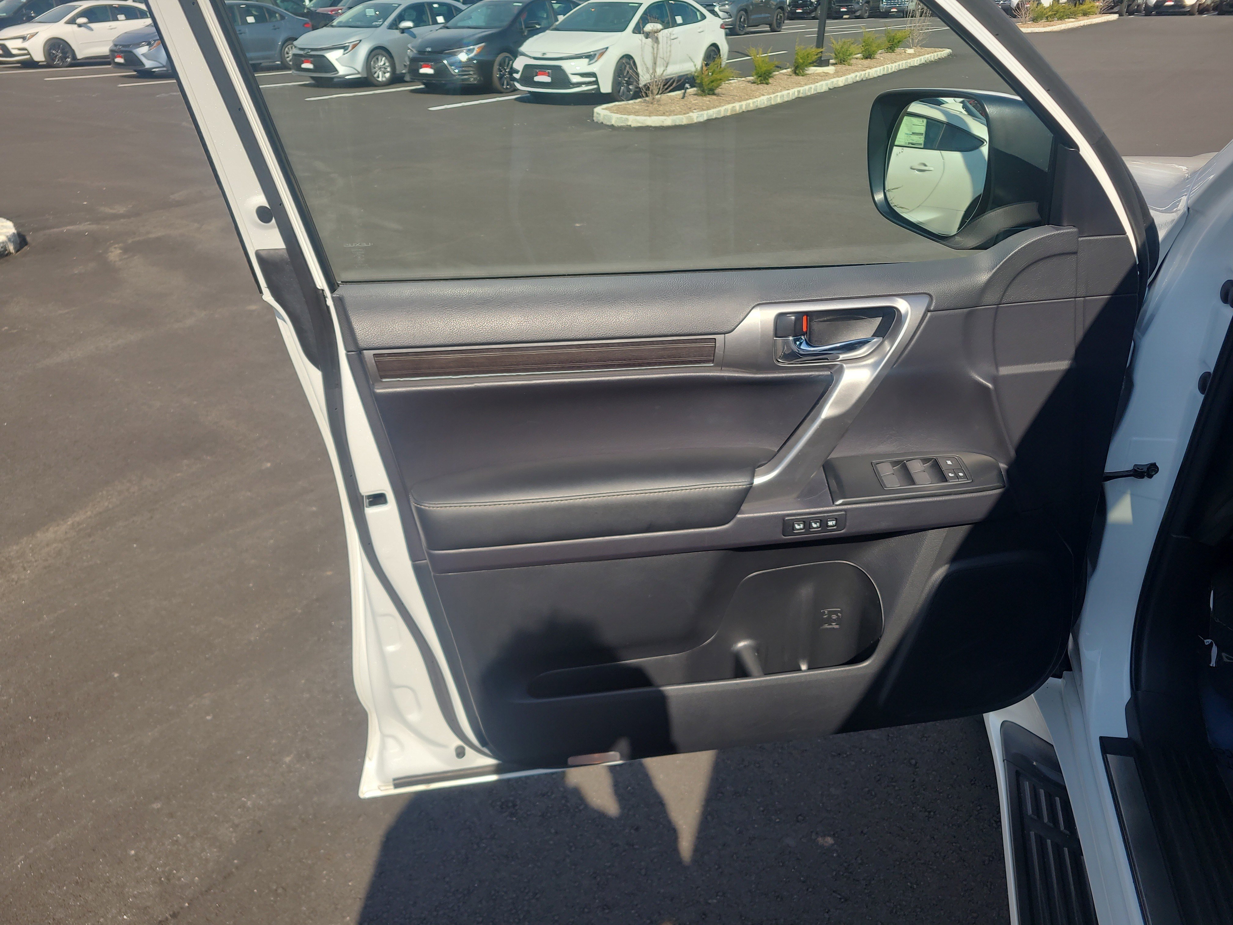 Used 2023 Lexus GX 460 Premium image 15