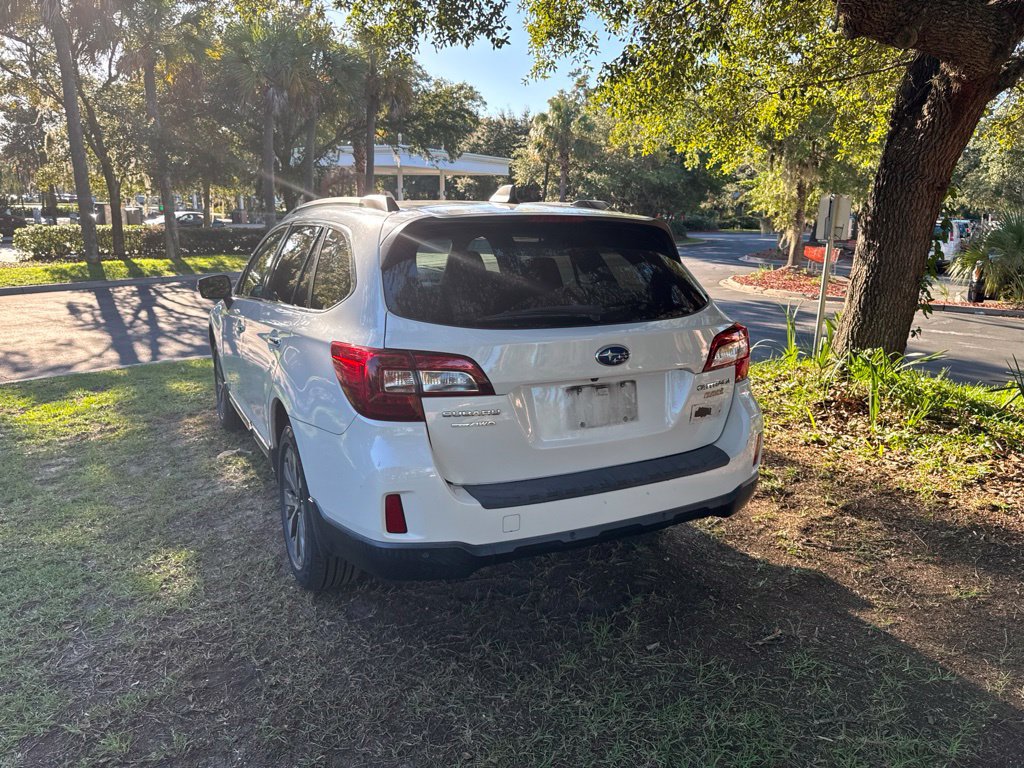 Used 2017 Subaru Outback 2.5i Touring w/ Popular Package #5A AWD/4WD image 6