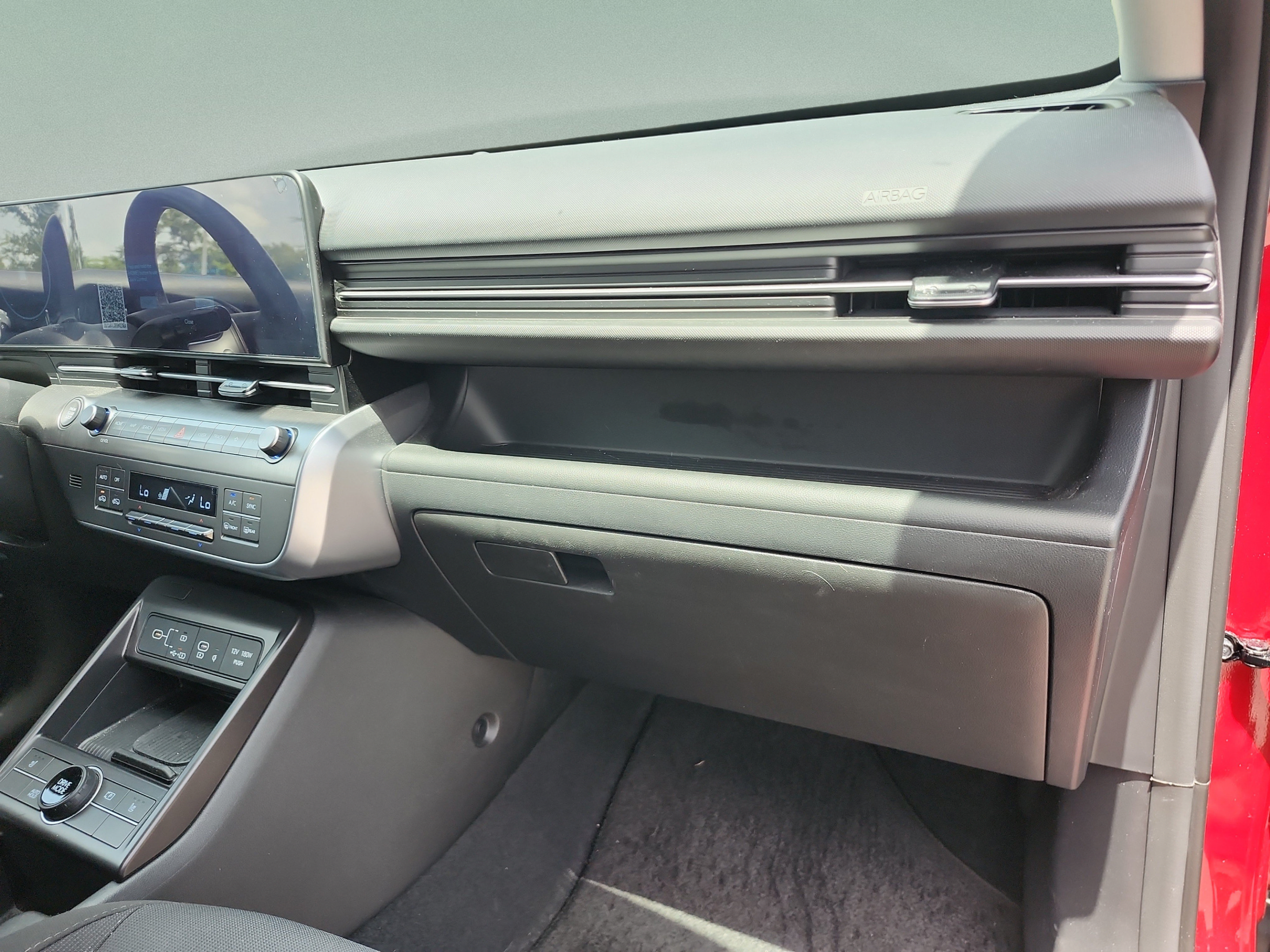 Certified 2024 Hyundai Kona SEL w/ Convenience Package FWD image 21