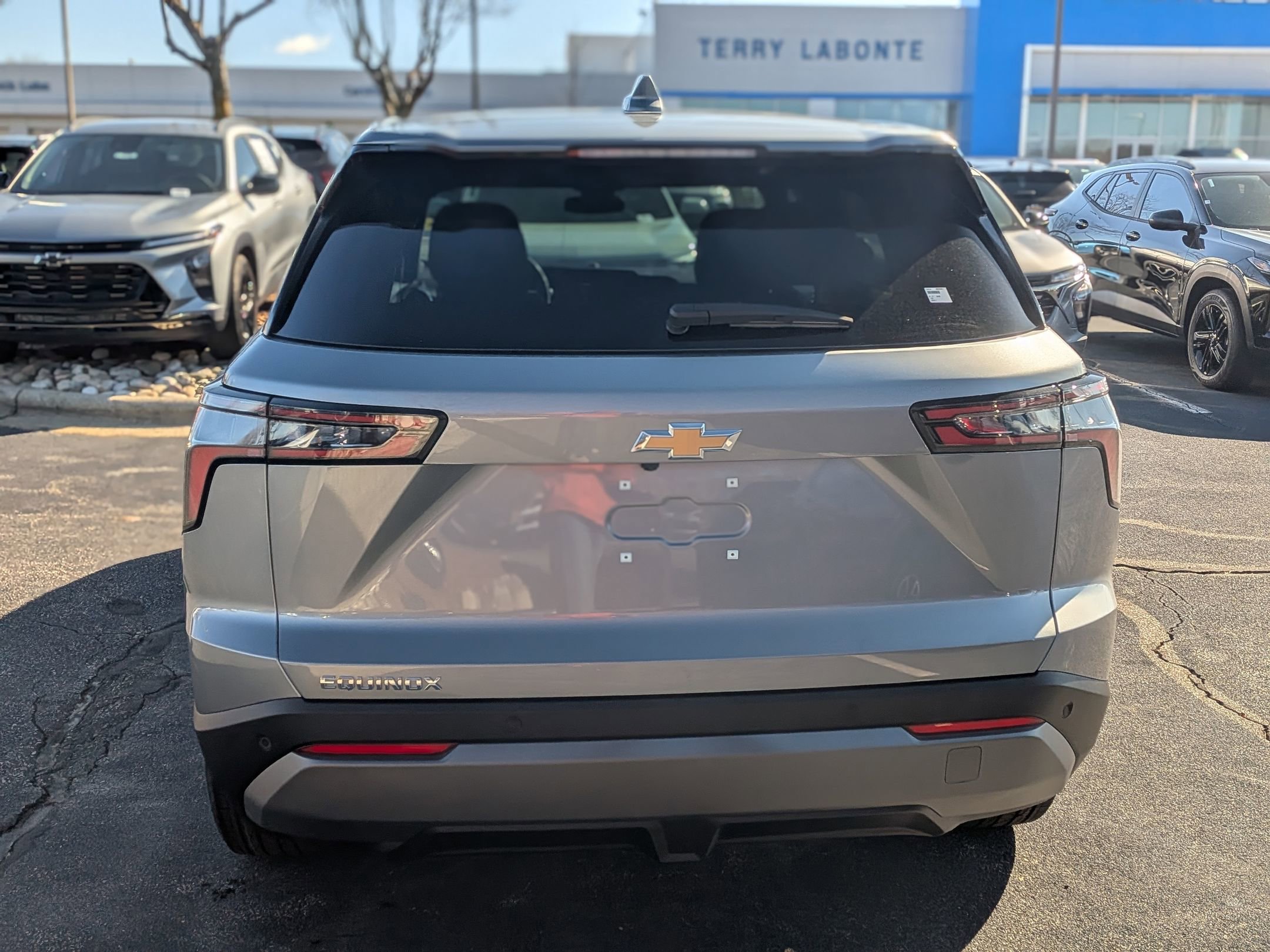 New 2026 Chevrolet Equinox LT image 7