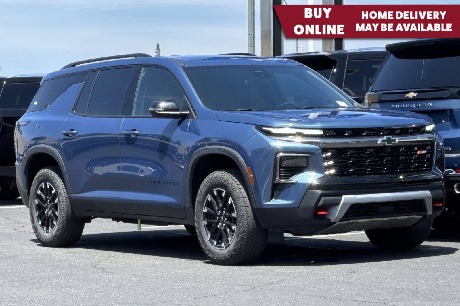 Used 2025 Chevrolet Traverse Z71 AWD/4WD image 1