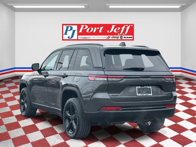 Certified 2023 Jeep Grand Cherokee Altitude AWD/4WD image 5