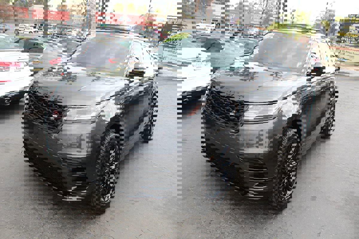 Used 2021 Land Rover Range Rover Velar R-Dynamic S image 4