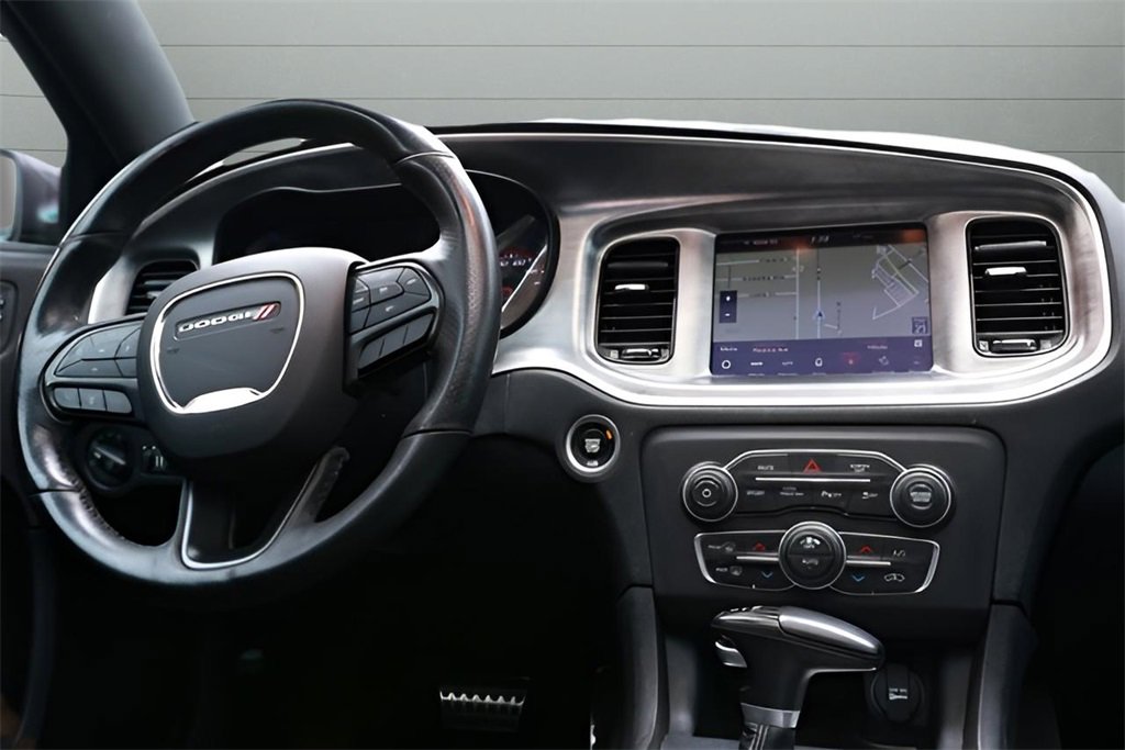 Used 2018 Dodge Charger R/T image 32