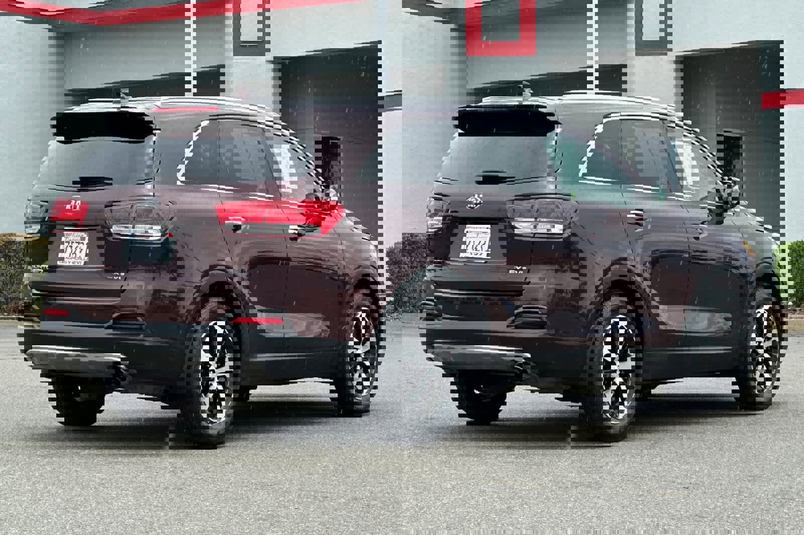 Used 2017 Kia Sorento EX FWD image 2