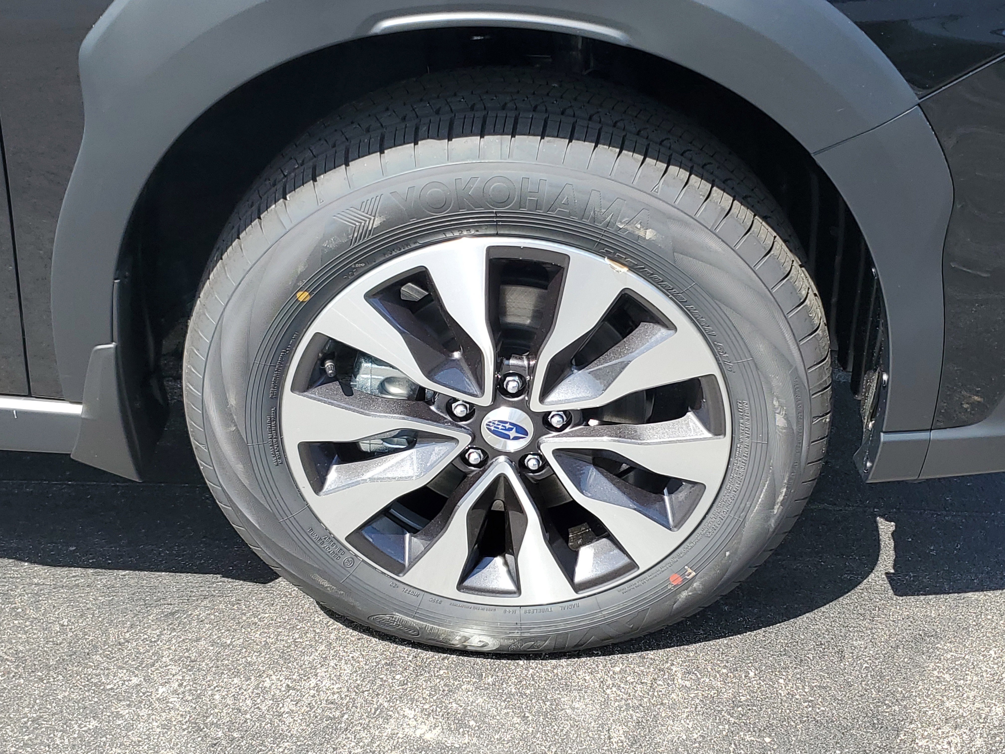 Used 2025 Subaru Outback Touring XT w/ Popular Package #2 image 5