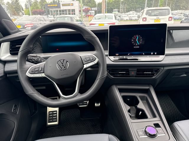 New 2026 Volkswagen Tiguan SE R-Line AWD/4WD image 13