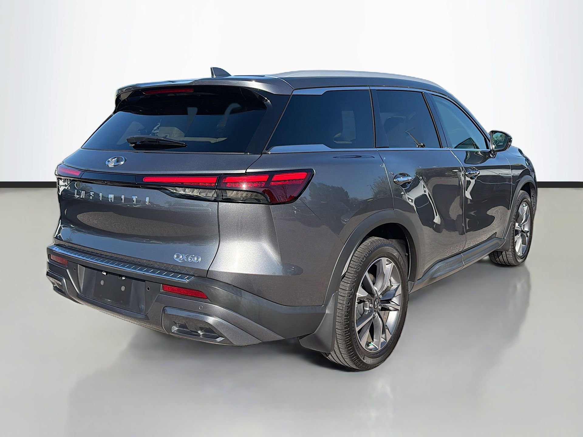 Used 2022 INFINITI QX60 Luxe w/ Cargo Package image 4