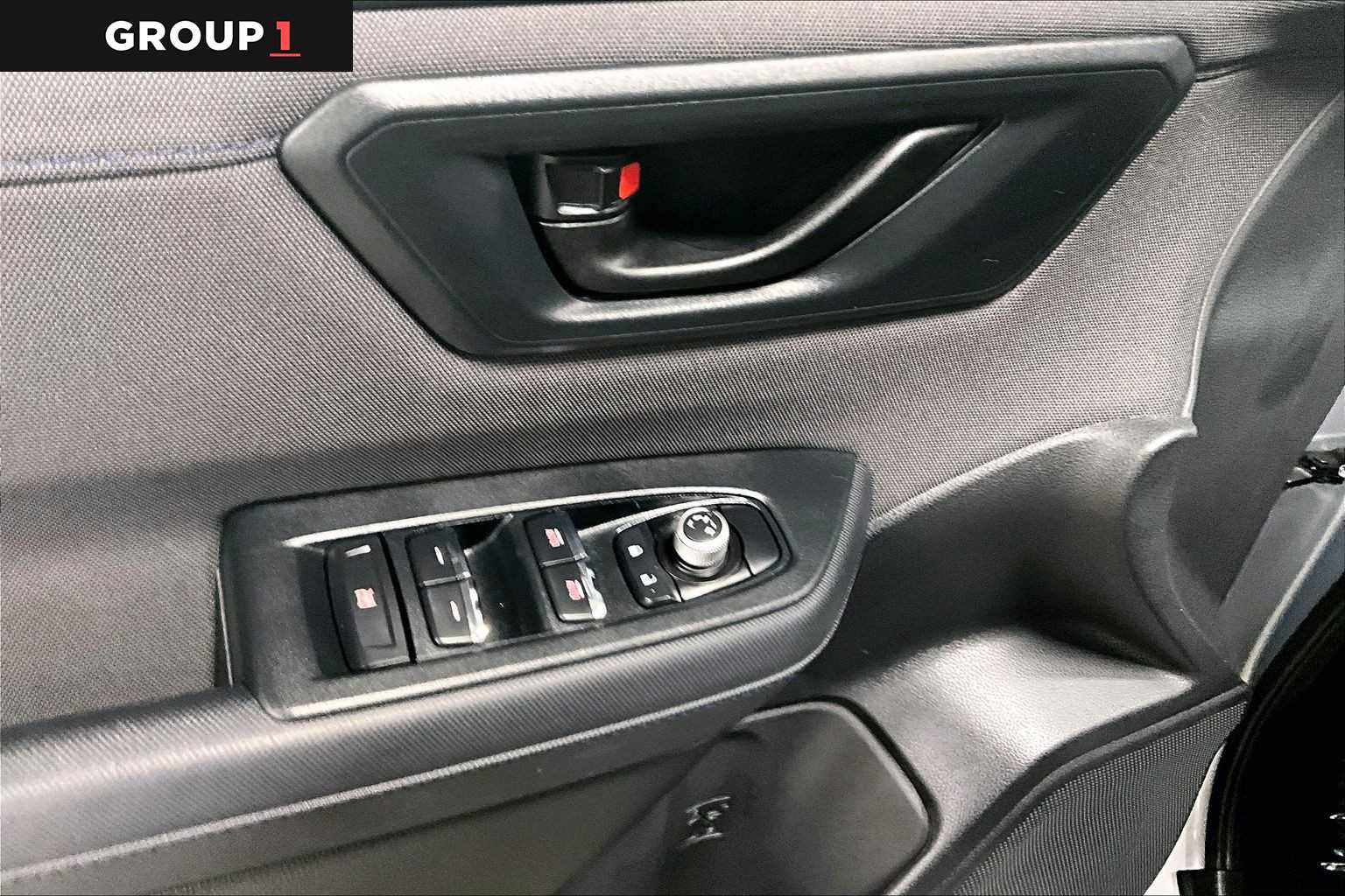 Used 2025 Subaru Forester Premium image 36