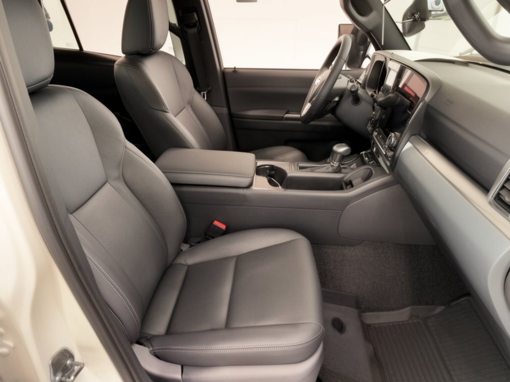 New 2026 Lexus GX 550 w/ Accessory Package (CT) AWD/4WD image 30