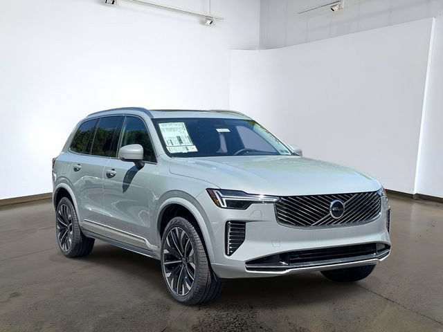 New 2026 Volvo XC90 B5 Core AWD/4WD image 3