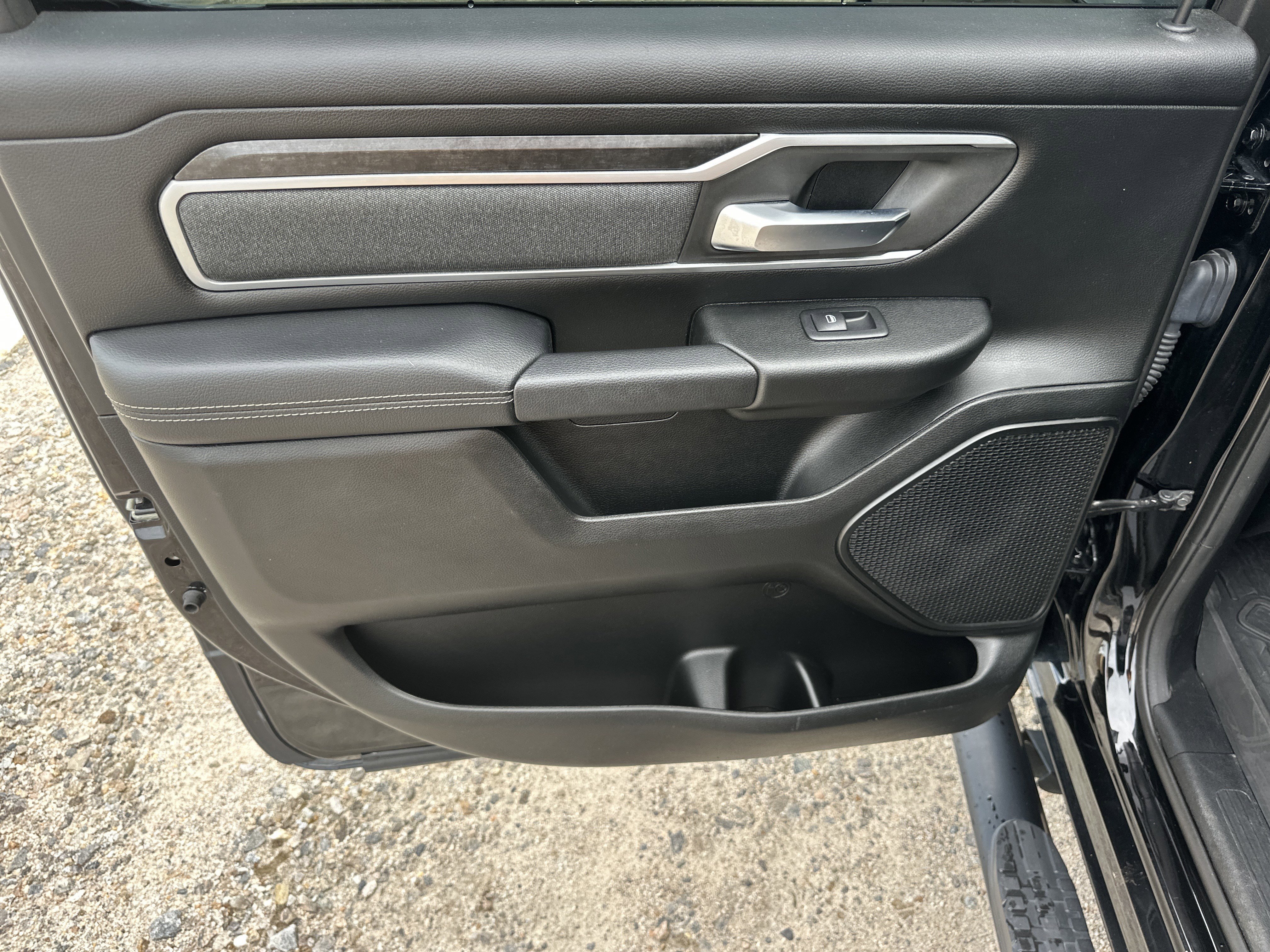 Used 2020 RAM 1500 Big Horn AWD/4WD image 22