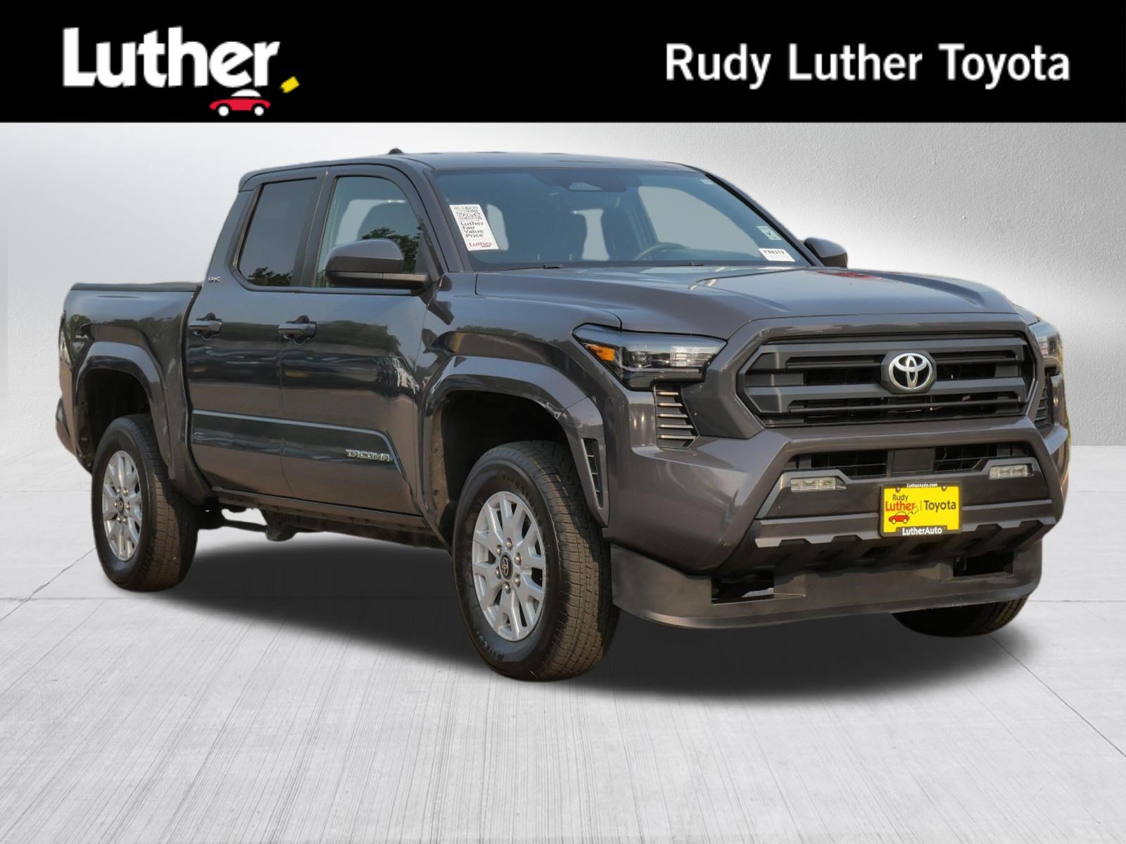 Certified 2024 Toyota Tacoma SR5 AWD/4WD image 1