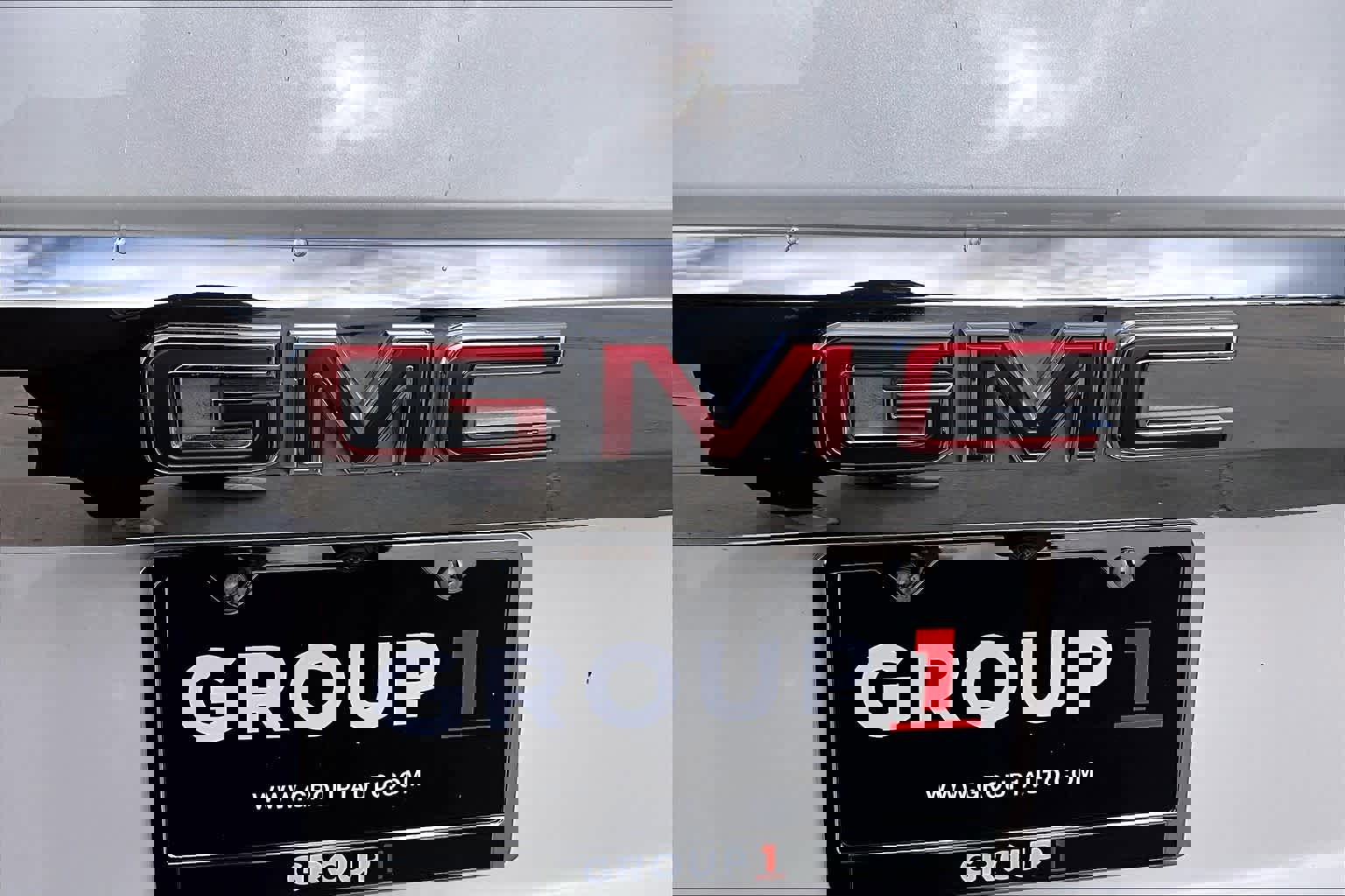 Used 2021 GMC Yukon SLT w/ SLT Premium Package image 31