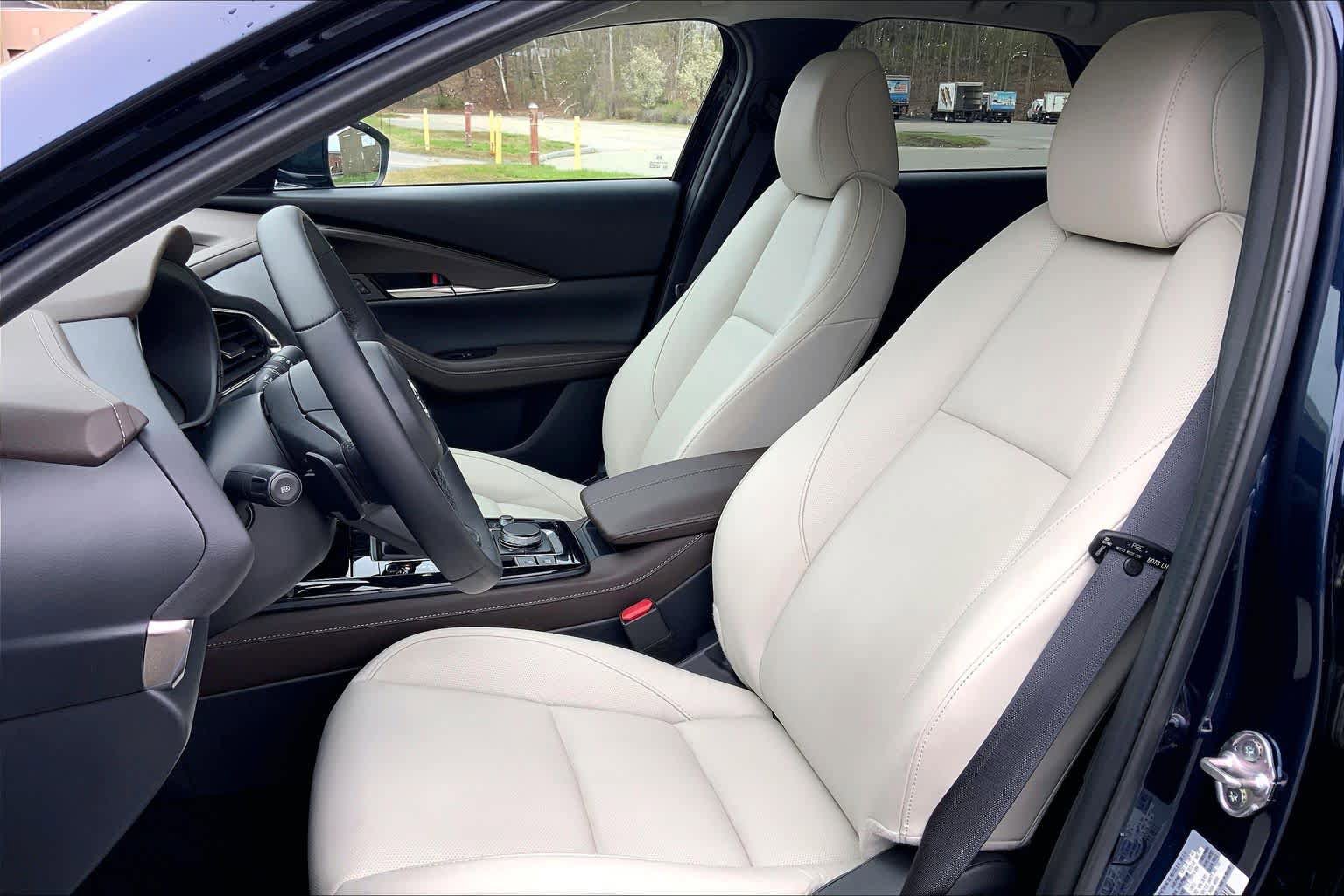 Certified 2025 MAZDA CX-30 AWD 2.5 S w/ Premium Package image 9