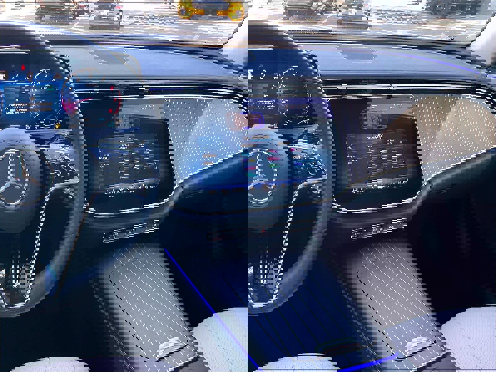 Used 2024 Mercedes-Benz E 450 4MATIC Sedan image 9