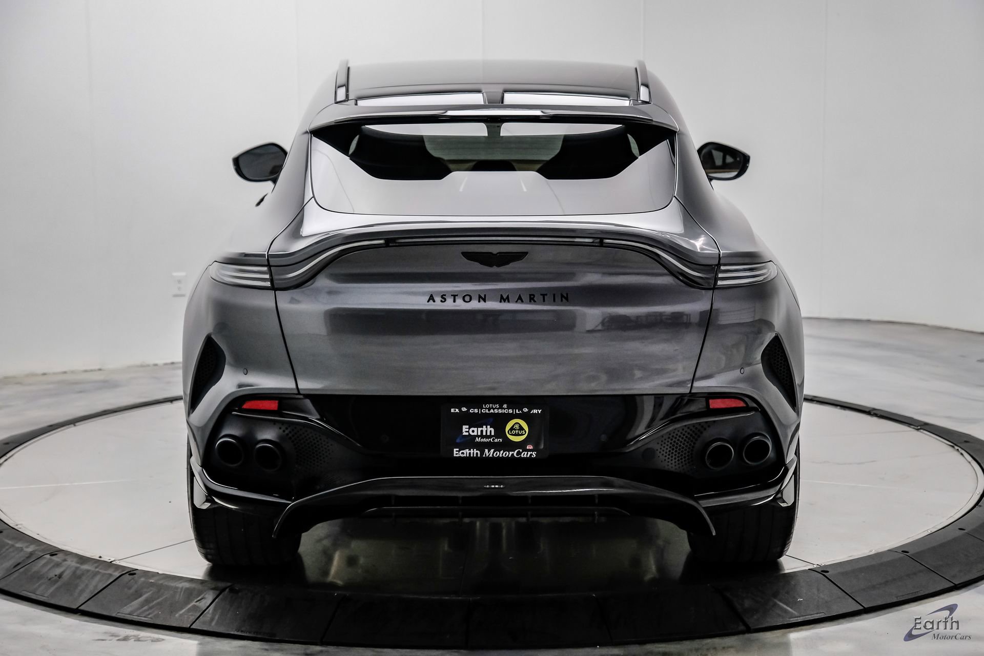 Used 2023 Aston Martin DBX 707 image 13