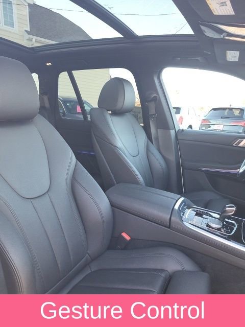 Used 2020 BMW X5 xDrive40i w/ Premium Package image 30