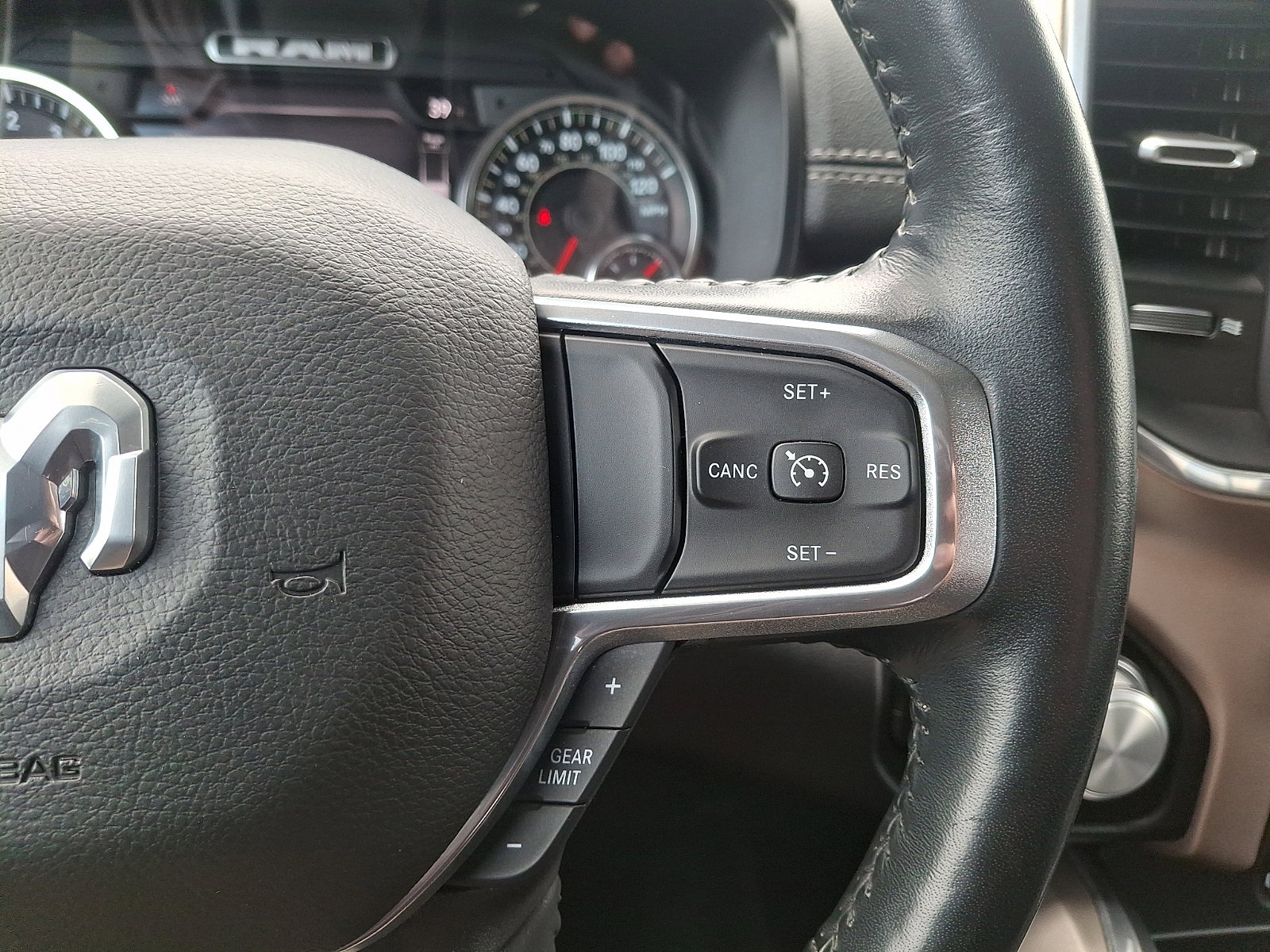 Used 2022 RAM 1500 Laramie image 21