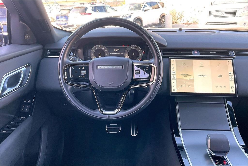 Used 2025 Land Rover Range Rover Velar Dynamic SE image 5