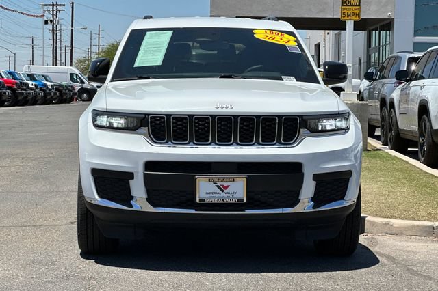 Certified 2024 Jeep Grand Cherokee L Laredo AWD/4WD image 9