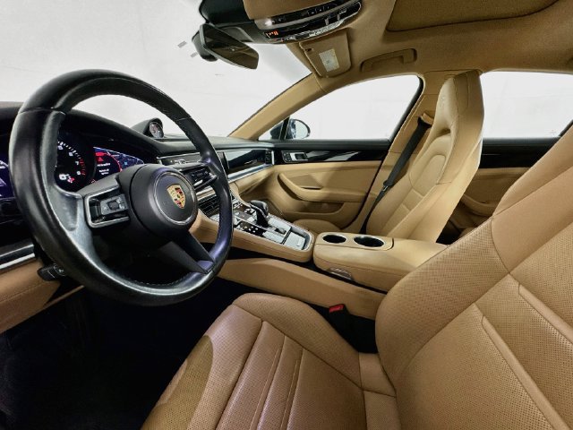Used 2023 Porsche Panamera 4 Platinum Edition w/ Assistance Package AWD/4WD image 18