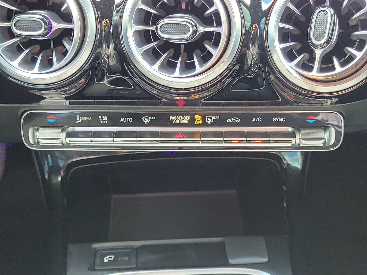 Certified 2022 Mercedes-Benz A 220 image 18