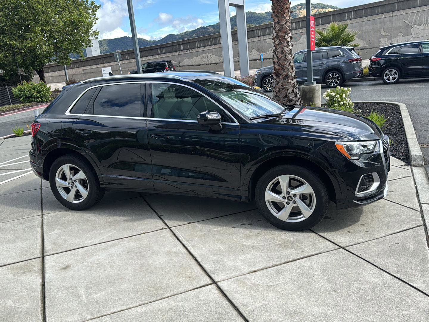 Used 2022 Audi Q3 2.0T Premium AWD/4WD image 5