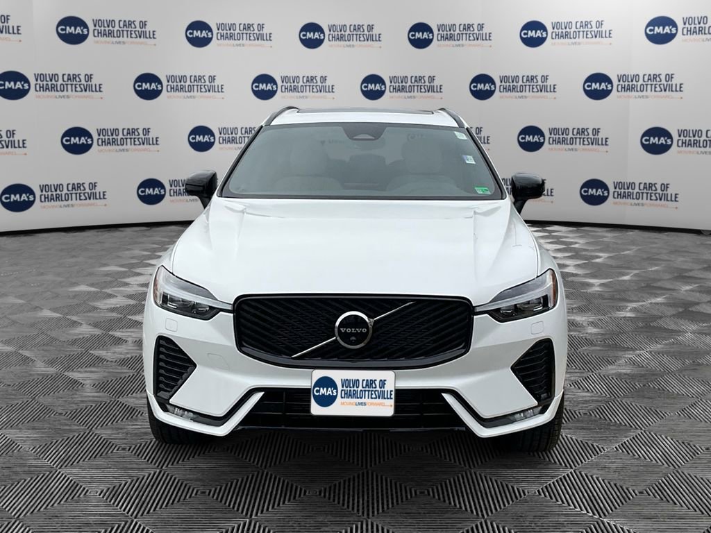 New 2026 Volvo XC60 B5 Plus w/ Protection Package Premier image 7