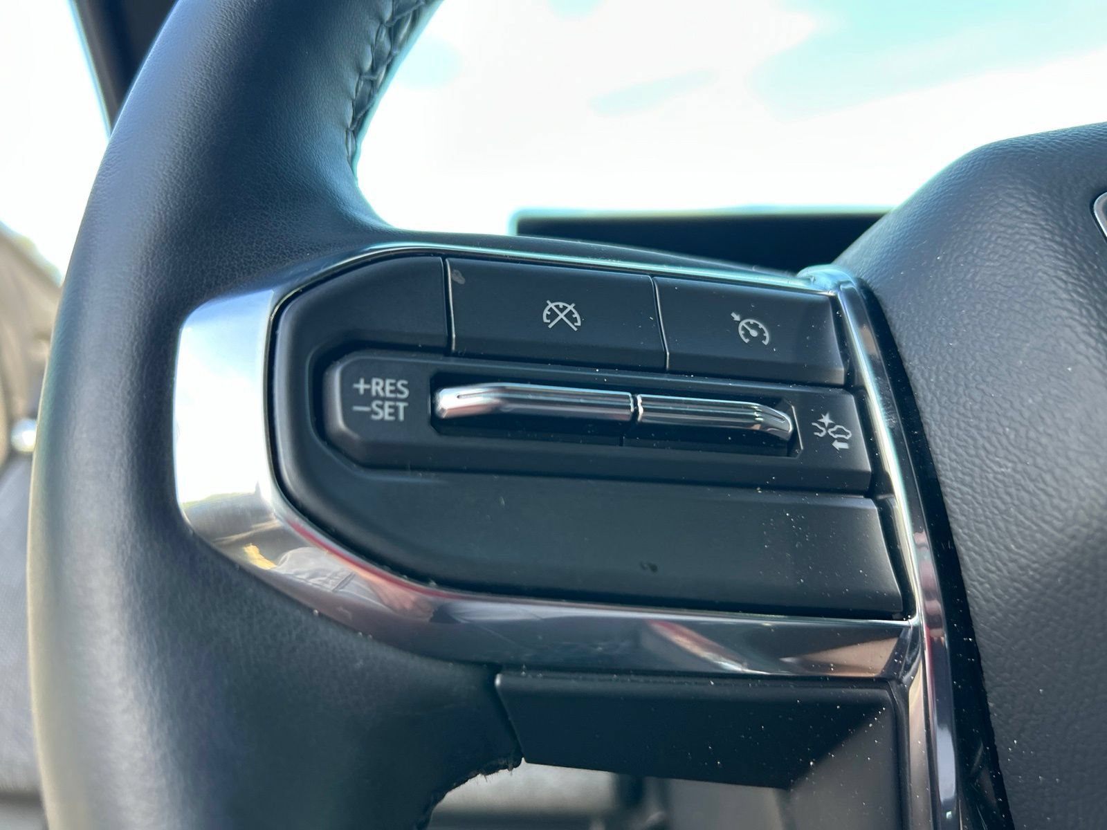 Used 2026 GMC Sierra EV Elevation AWD/4WD image 14