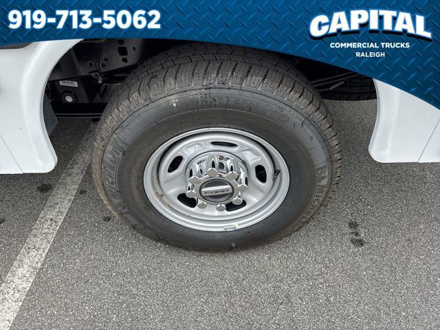 New 2025 Ford F250 XL w/ XL Chrome Package image 13