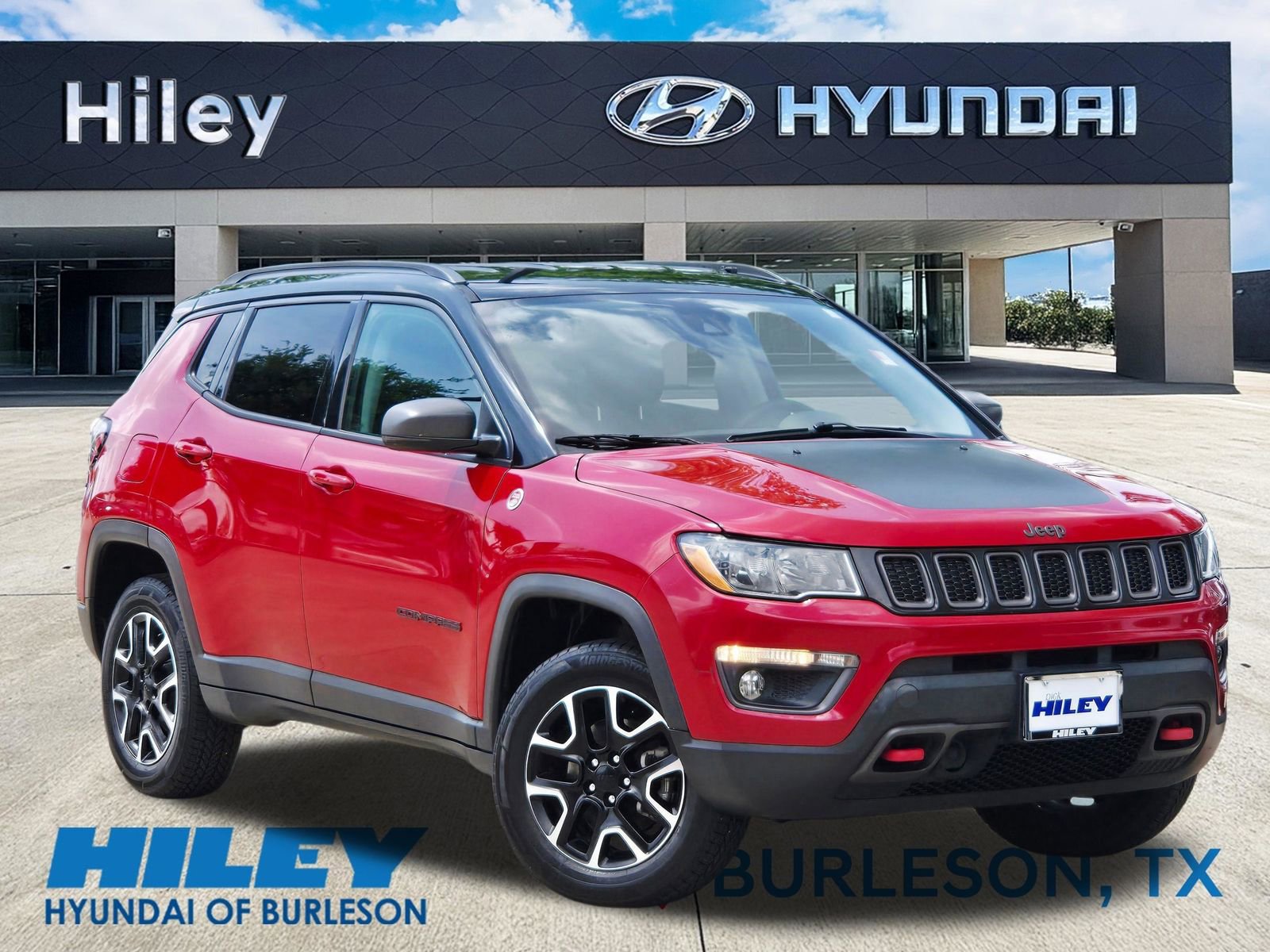 Used 2021 Jeep Compass Trailhawk image 1
