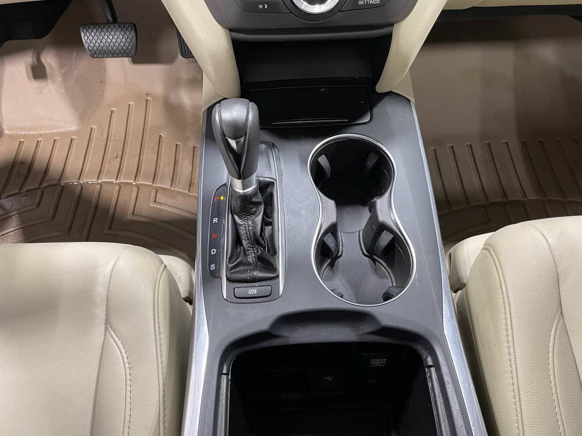 Used 2015 Acura MDX w/ Technology Package AWD/4WD image 12