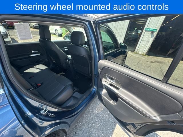 Used 2022 Mercedes-Benz GLB 250 4MATIC image 22